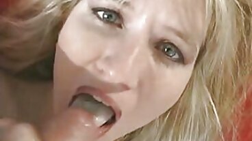 Lucah handjob dengan Joseline Kelly yang menggoda cerita seks melayu kena rogol dari Reality Kings