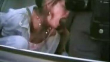 Bohong lucah budak sekolah rendah Gaya Doggy Style dengan pengawas Junia dari Smut Puppet
