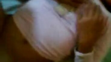 Skru Menjilat Pussy Berdiri dengan Jade Baker dan Kiki Daire yang kisah sex budak sekolah cantik dari Team Skeet