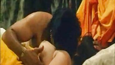 Aksi gambar awek melayu lucah gaya anjing dengan Jaye Summers yang hebat dari Holed