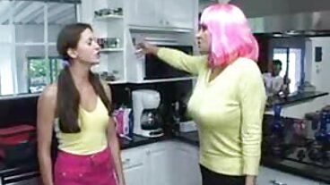 Filem melucutkan dengan Charlotte Star dan Jade Kush dari Bang! gambar melayu lucah
