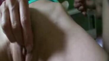 Adegan lisan koleksi lucah melayu dengan Helena Locke yang seksi, Jane Wilde dan Jessie Saint daripada Mommy's Girl